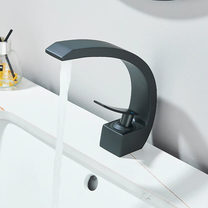 Basin Faucet Brass Chrome Faucet Brush Nickel Single Handle Deck Mounted Sink Mixer Tap Vanity Hot Cold Water Bathroom Faucets