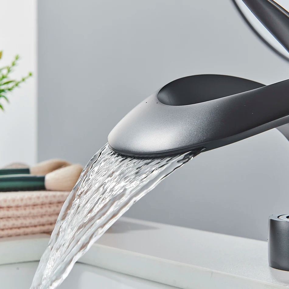 Uythner Luxury Creative Waterfall Basin Faucet Single Handle Deck Mount Basin Tap Black Brass Bath Hot Cold Water Vanity Tap